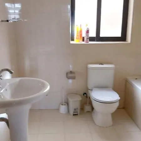 Апартаменты With 2 Bedrooms In Is Swieqi With Wonderful Mountain View Terrace And Wifi